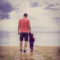 Anche i papà possono sviluppare la depressione post partum?