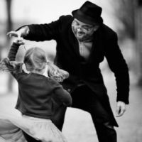 Il tango del padre. Distanza e vicinanza del legame paterno in psicoterapia.