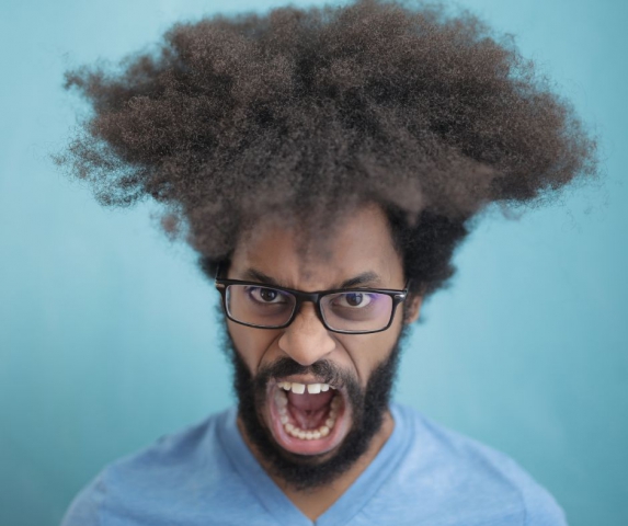 Adozione e adolescenza: quando i nodi vengono al pettine