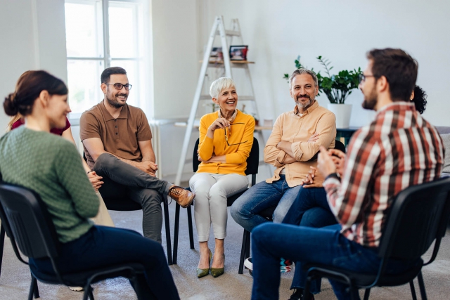 Dinamiche invisibili, effetti reali: comprendere i processi gruppali