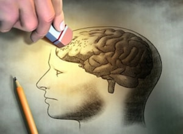 Flash technique per l&rsquo;elaborazione delle memorie traumatiche