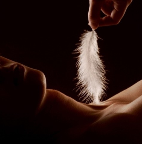 "Solletilegando". Sessualità atipica tra piacere e dolore