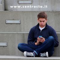 Lavorare con adolescenti con problemi di dipendenza e comportamento